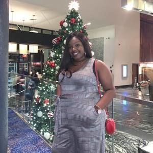 Meet your Posher, Ebony